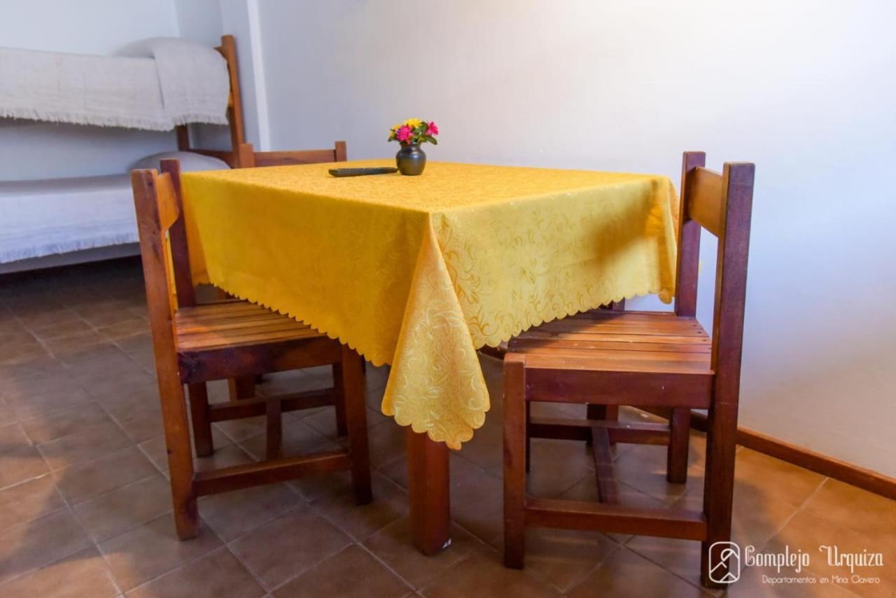 Appartement Complejo Urquiza Departamentos à Mina Clavero Extérieur photo