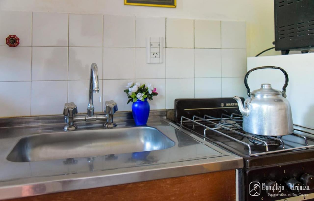 Appartement Complejo Urquiza Departamentos à Mina Clavero Extérieur photo