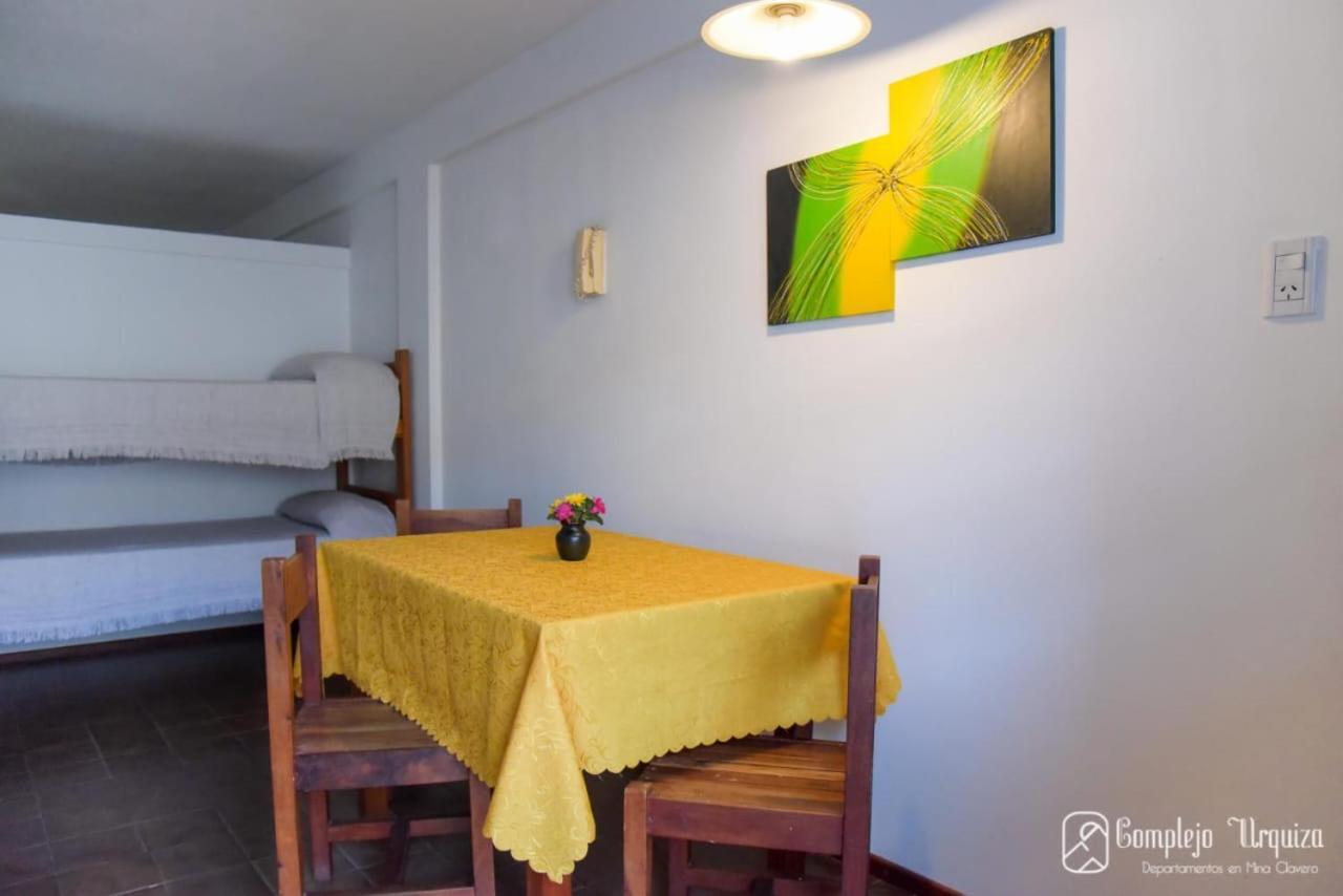 Appartement Complejo Urquiza Departamentos à Mina Clavero Extérieur photo