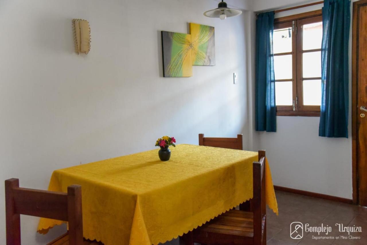 Appartement Complejo Urquiza Departamentos à Mina Clavero Extérieur photo